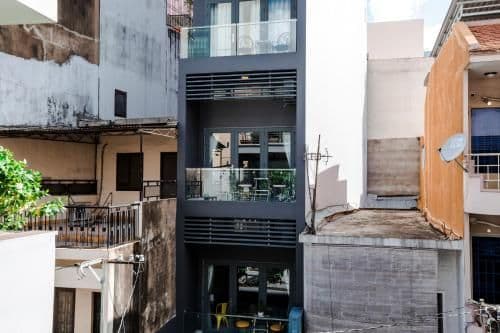 Apartment - Split Level Loft with Balcony