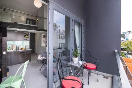 Apartment - Split Level Loft with Balcony