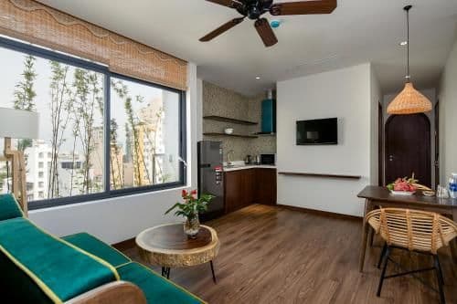 Apartment with Balcony
