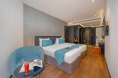 Double or Twin Room with Partial Sea View