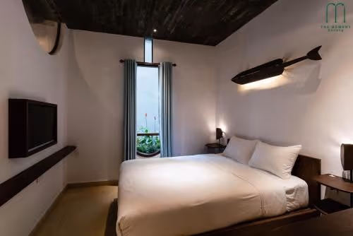 Queen Room