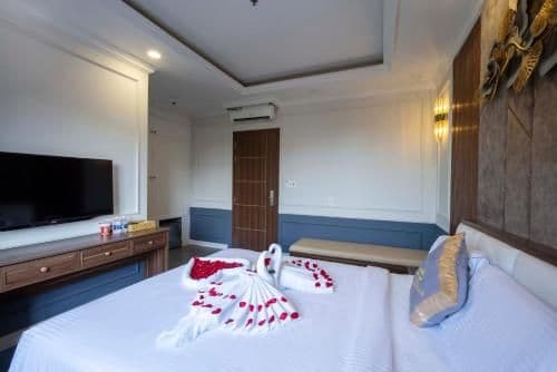 Triple Room with City View