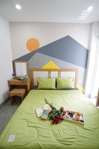 Deluxe Room (2 Adults + 1 Child)