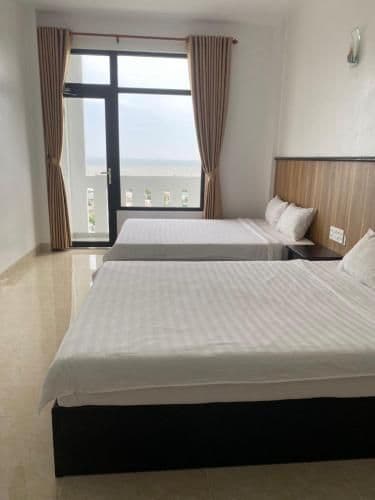 Deluxe Double Room with Balcony and Sea View