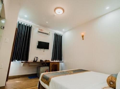Standard King Room