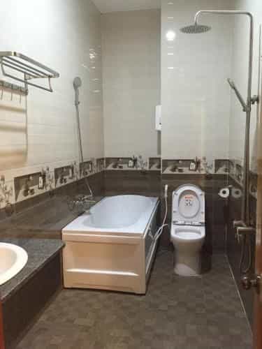 Queen Hotel Queen Hotel