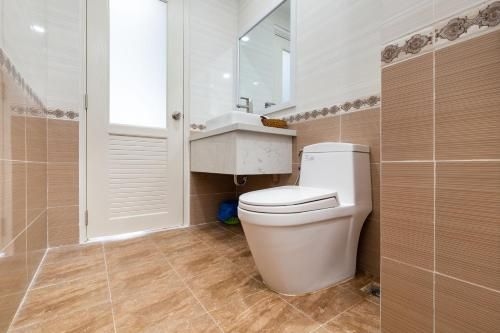 Premium APT/GV-M2/2Bed/2Bath/Free Gym & Pool3