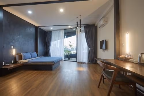 King Room with Balcony