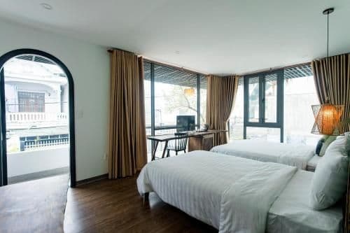 Triple Room with Balcony