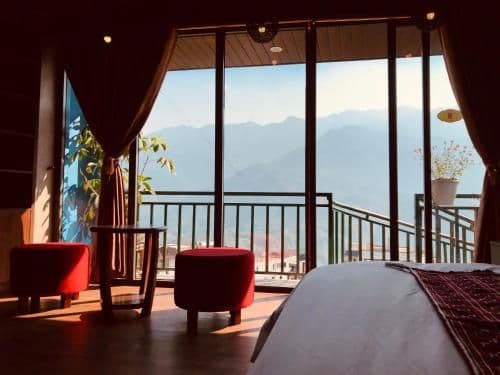 Family Room with Mountain View