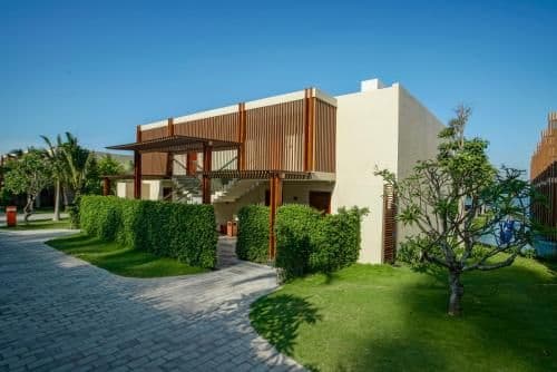 Premier Deluxe Garden View TWN