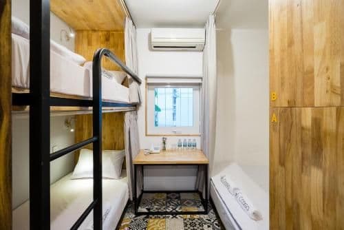 Quadruple Room with Shared Bathroom