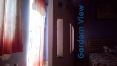 Queen Room with Garden View