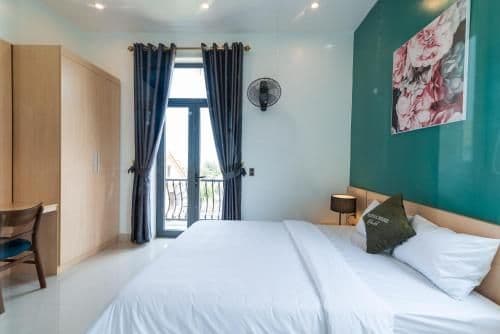 Deluxe Double Room with Balcony