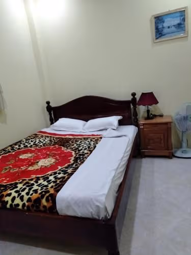 Queen Room