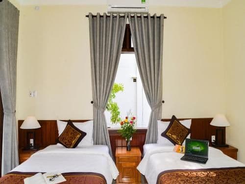 Deluxe Double or Twin Room with Balcony and Garden View