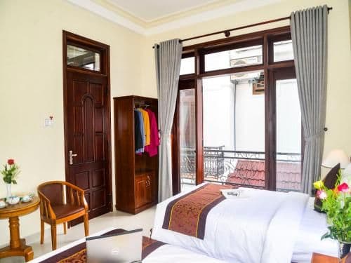 Deluxe Double or Twin Room with Balcony and City View