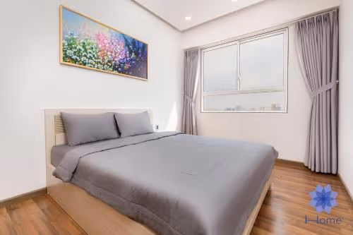 Apartment with Garden View