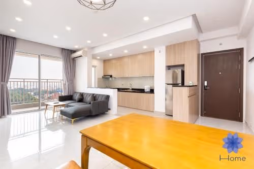 Apartment with Garden View