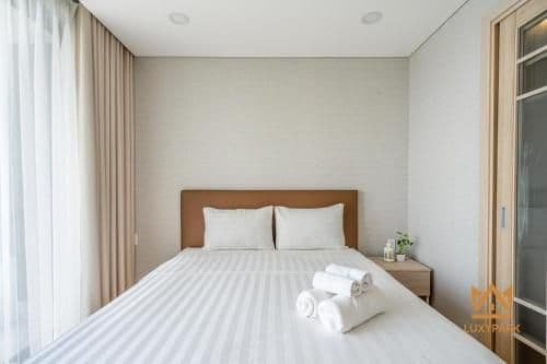 Deluxe Big Apartment with Balcony