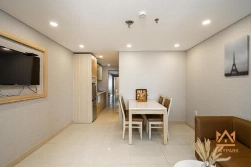 Deluxe Family Apartment