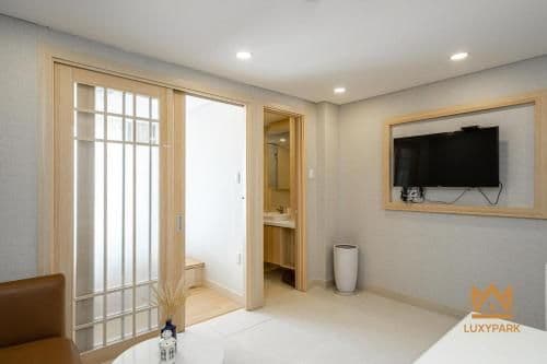 Deluxe Family Apartment