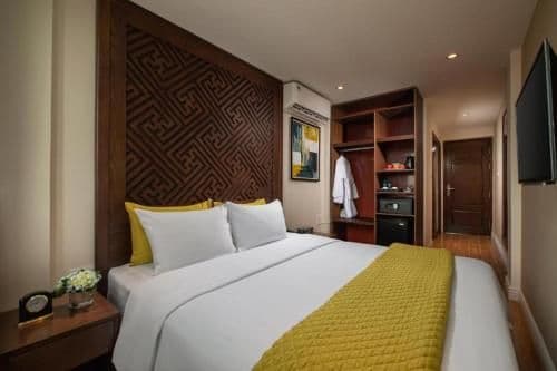 Junior Suite with Balcony