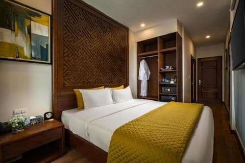 Junior Suite with Balcony