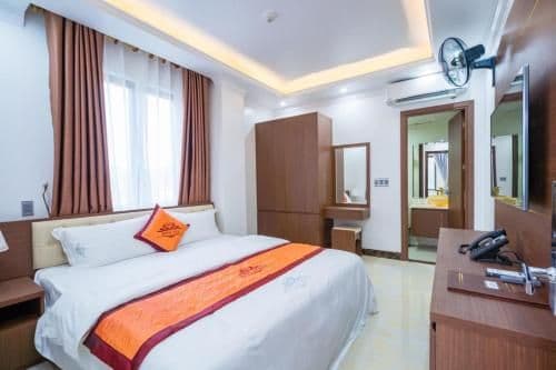 Large Double Room