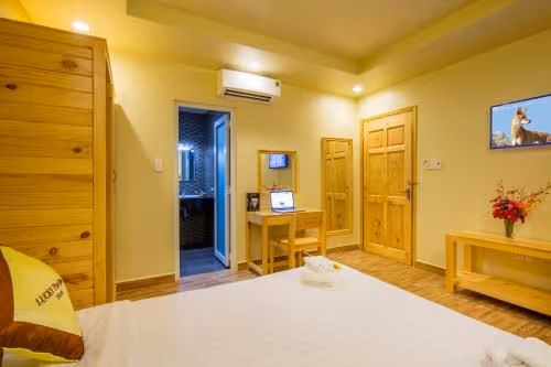 Double Room with Mountain View