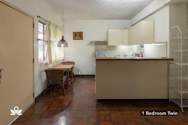 TWIN ONE BEDROOM