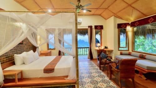 Deluxe Double or Twin Room with Mountain View