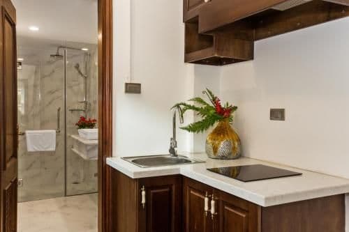 Family Room with External Private Bathroom