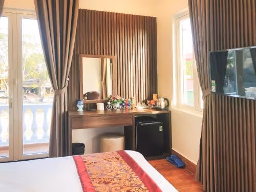 King Room with Balcony