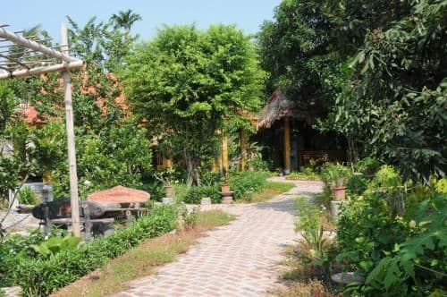 Deluxe Family Bungalow with Garden View