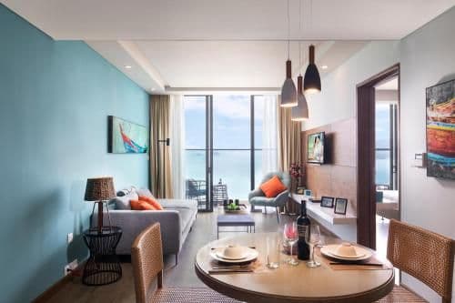 Executive One-Bedroom Apartment - Ocean Front