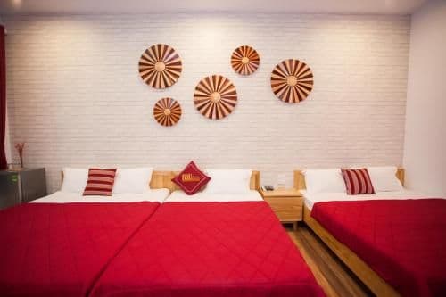 Deluxe Room (2 Adults + 1 Child)
