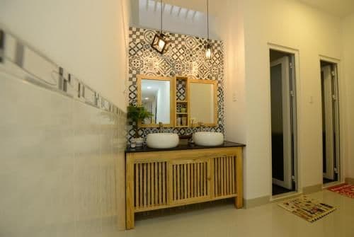 8-Bed Mixed Dormitory Room