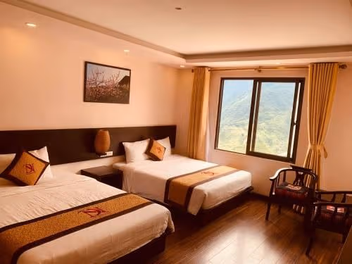 Superior Double or Twin Room with Mountain View