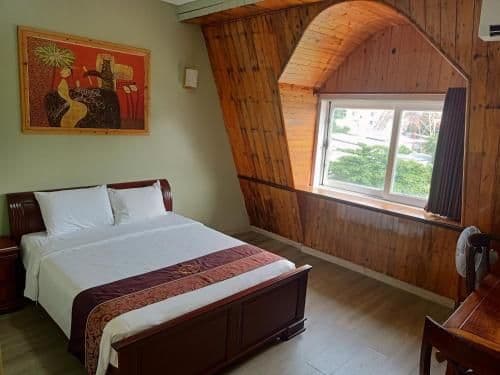 King Room with Mountain View