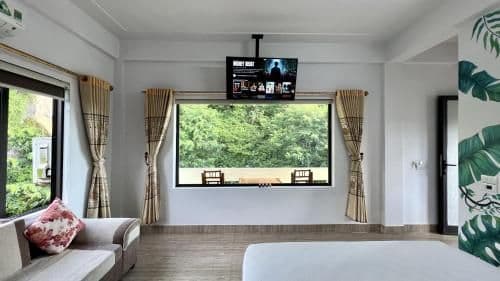 Deluxe Queen Suite