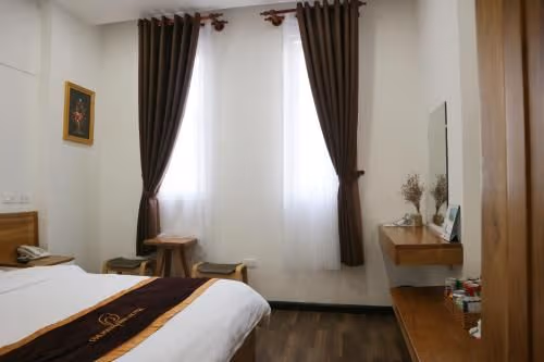 Deluxe Double Room with Window