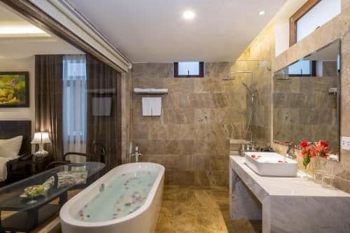 Deluxe Double Room with Pool View