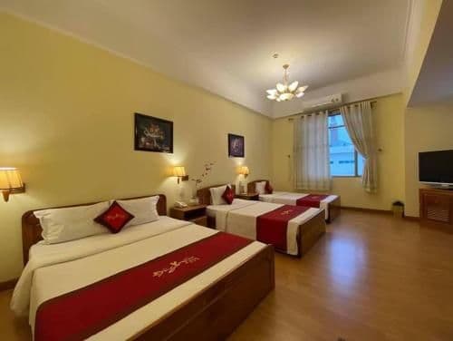 Deluxe Family Room