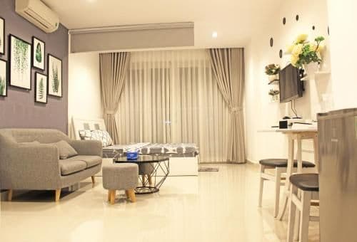 One-Bedroom Apartment