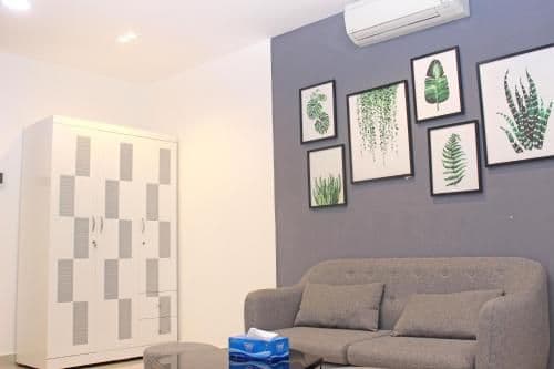 One-Bedroom Apartment
