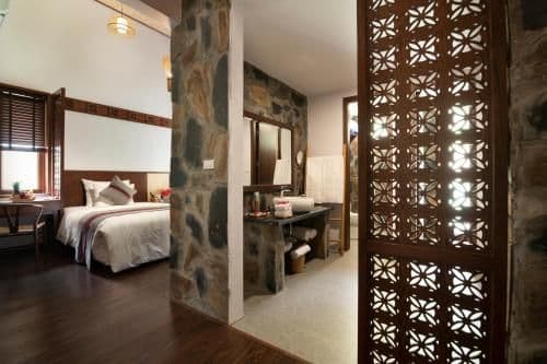 Family Bungalow with Balcony
