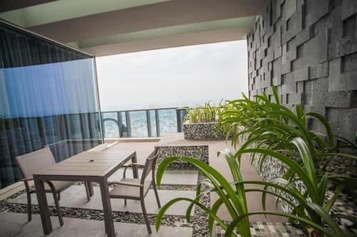 Presidence Suite with City View