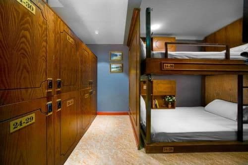 Bed in 8-Bed Mixed Dormitory Room