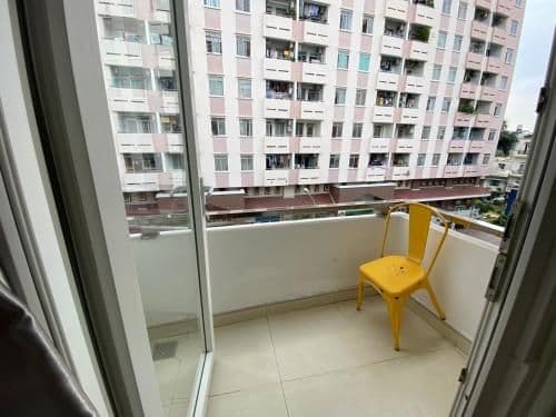 Studio with Balcony